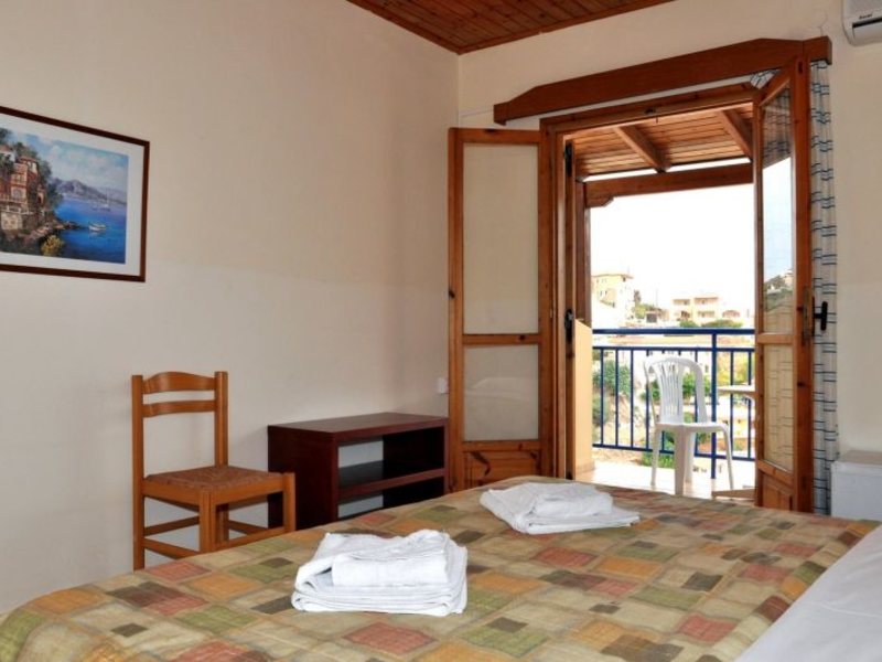 Sofia Mythos Beach 98052