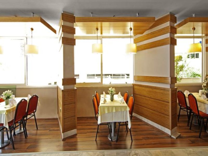 Sol Beach Hotel 69115