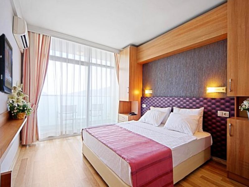 Sol Beach Hotel 69121