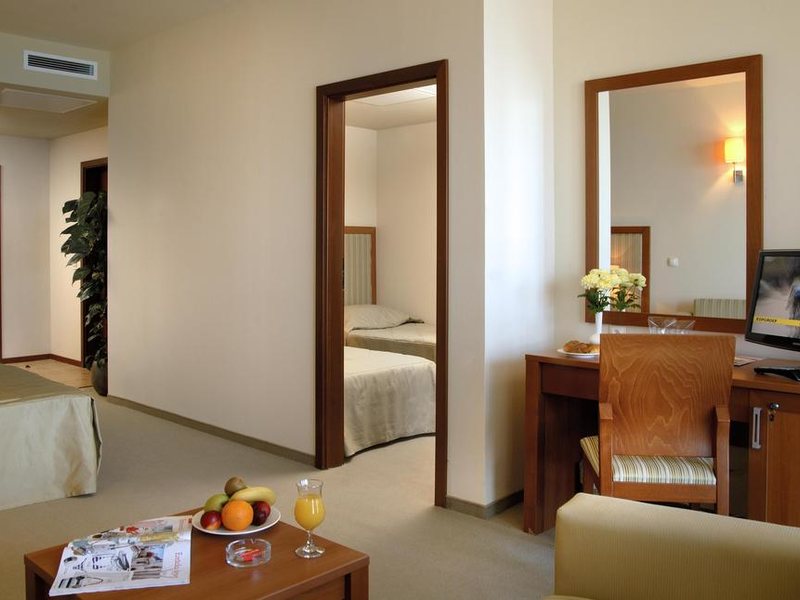 Sol Luna Bay  173654