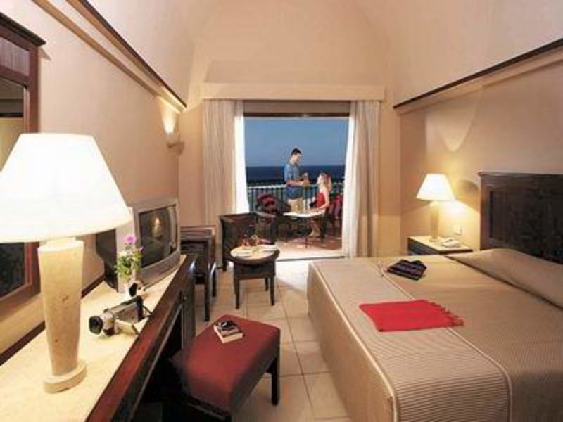 Sol Y Mar Dolphin House  27938