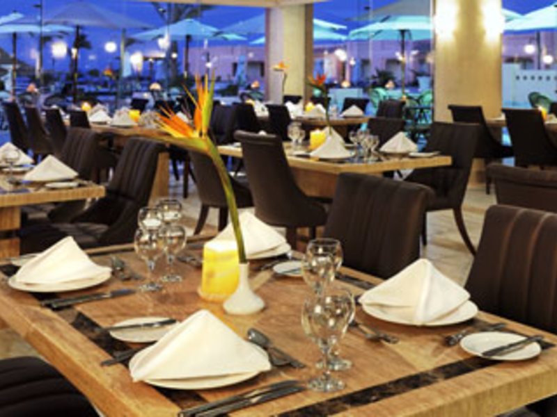 Sol Y Mar Dolphin House  27950