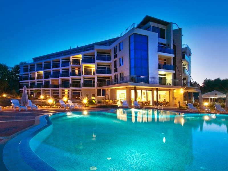 South Pearl Residence 179823