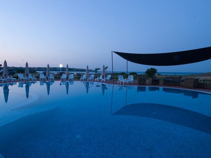 South Pearl Residence 179828