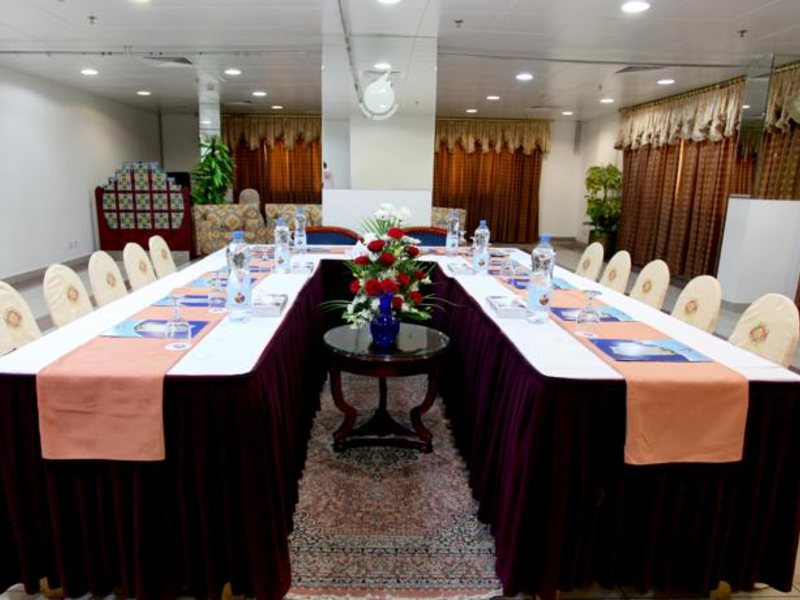 Spark Residence Deluxe Hotel Apartments 54429