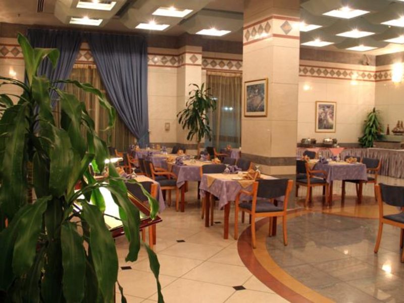 Spark Residence Deluxe Hotel Apartments 54446