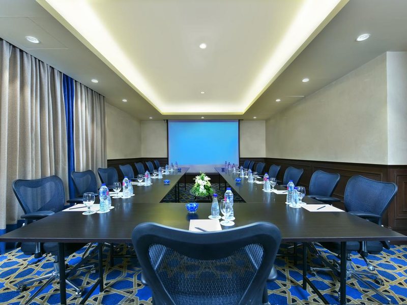 Steigenberger Alcazar  293993