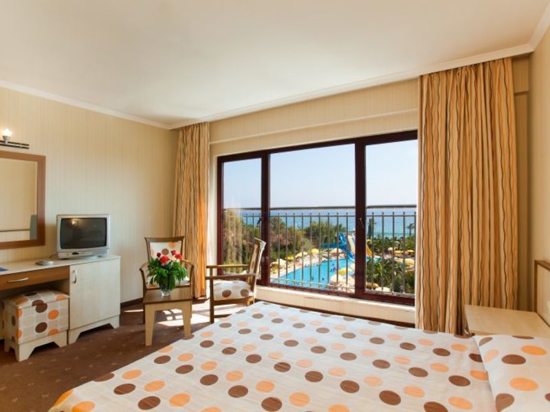Stella Beach Hotel  104019