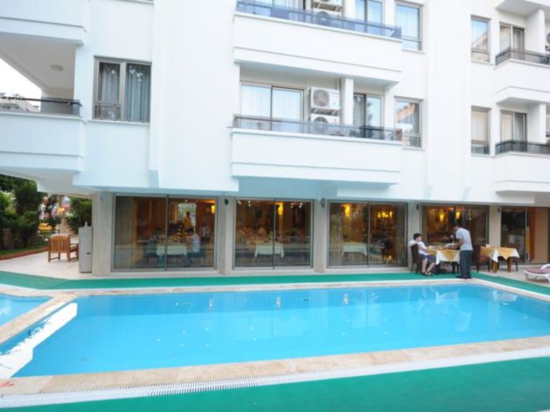 Suite Laguna Hotel 71370