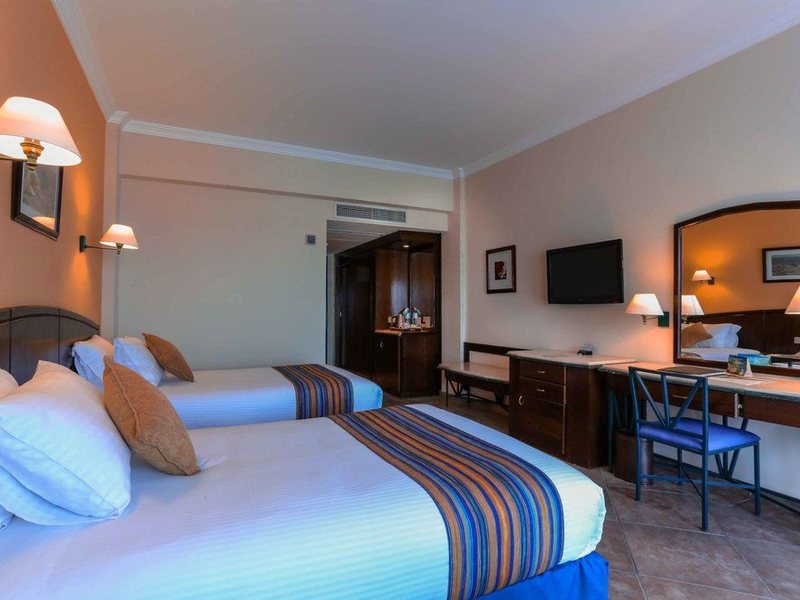 Sultan Gardens 128981