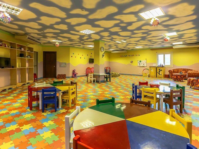 Sultan Gardens 129008