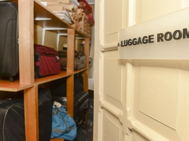 Sultan Hostel & Guesthouse 281040