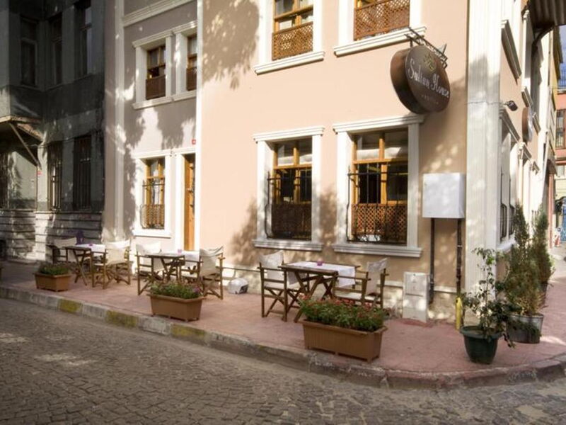 Sultan House 203647