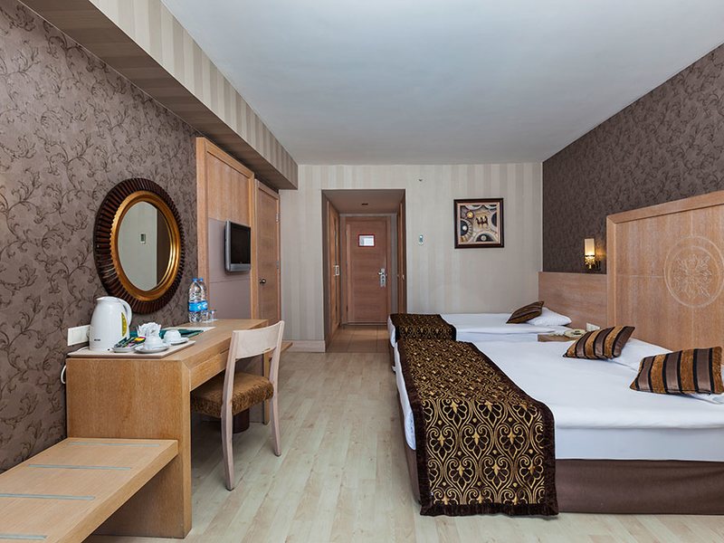 Sultan of Side 104128