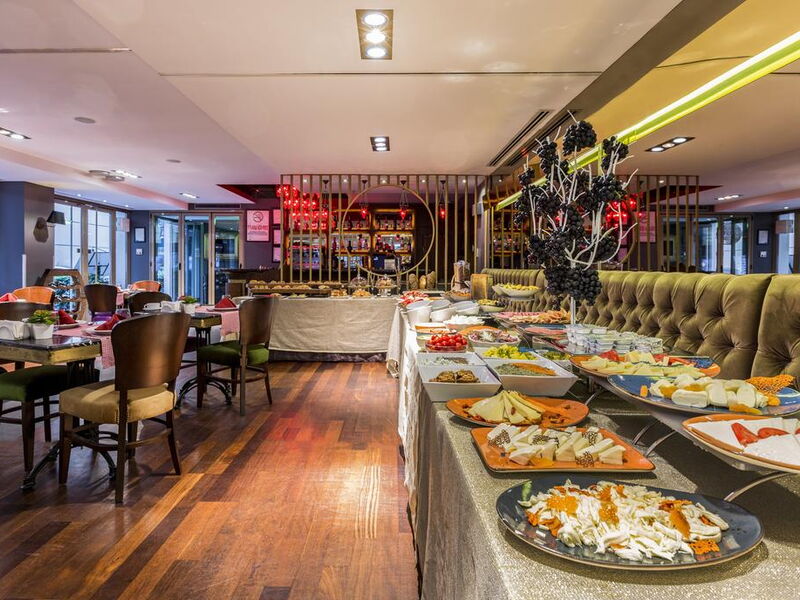 Sultania Hotel 296385
