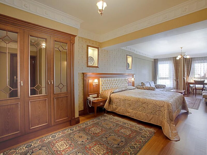Sumengen Hotel 243655
