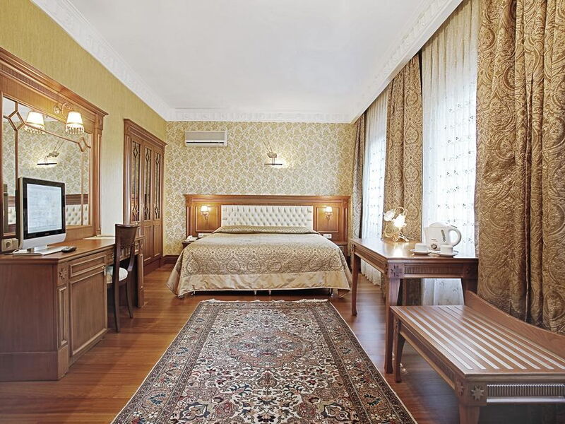 Sumengen Hotel 243658