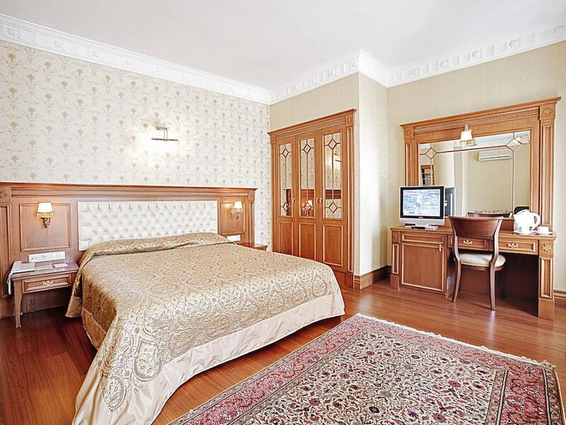 Sumengen Hotel 243663