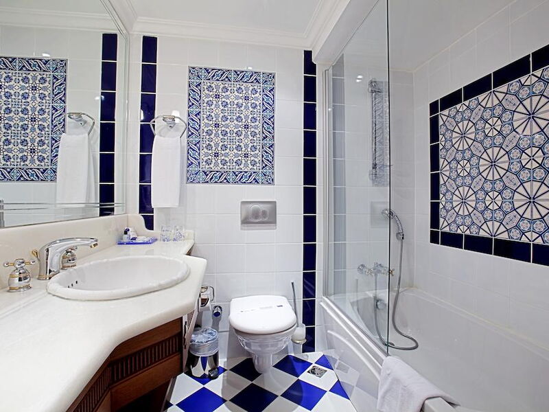 Sumengen Hotel 243673