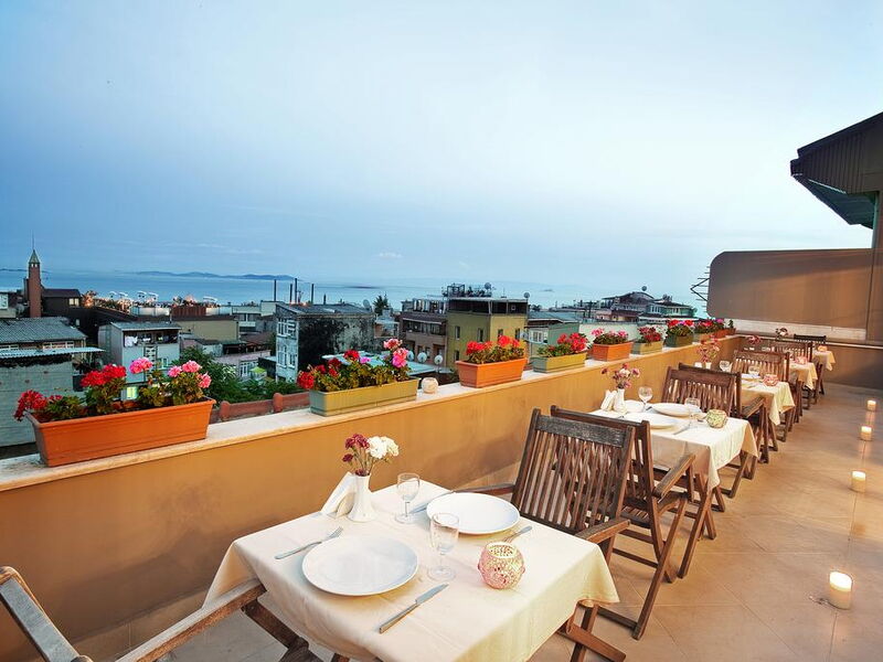 Sumengen Hotel 243679