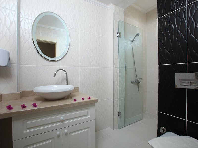 Summer Garden Apart Hotel  282352