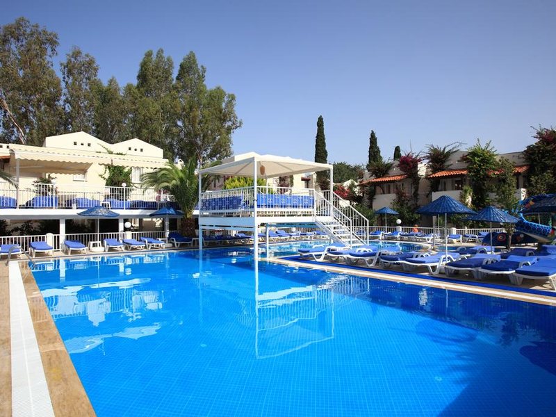 Summer Garden Apart Hotel  282355