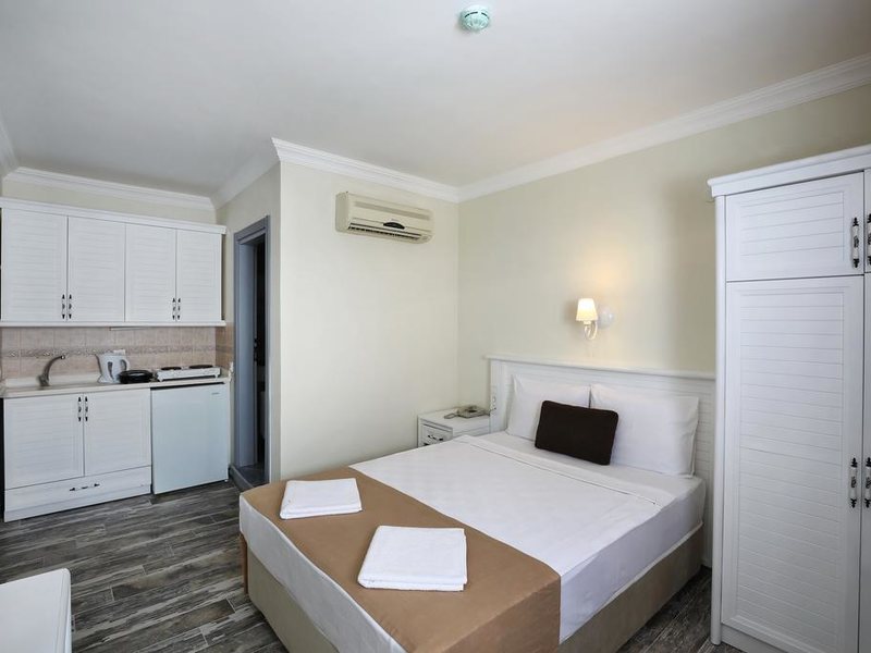 Summer Garden Apart Hotel  282365