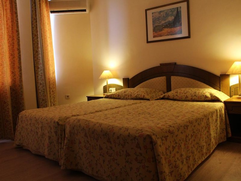 Sun Beach Hotel 279190