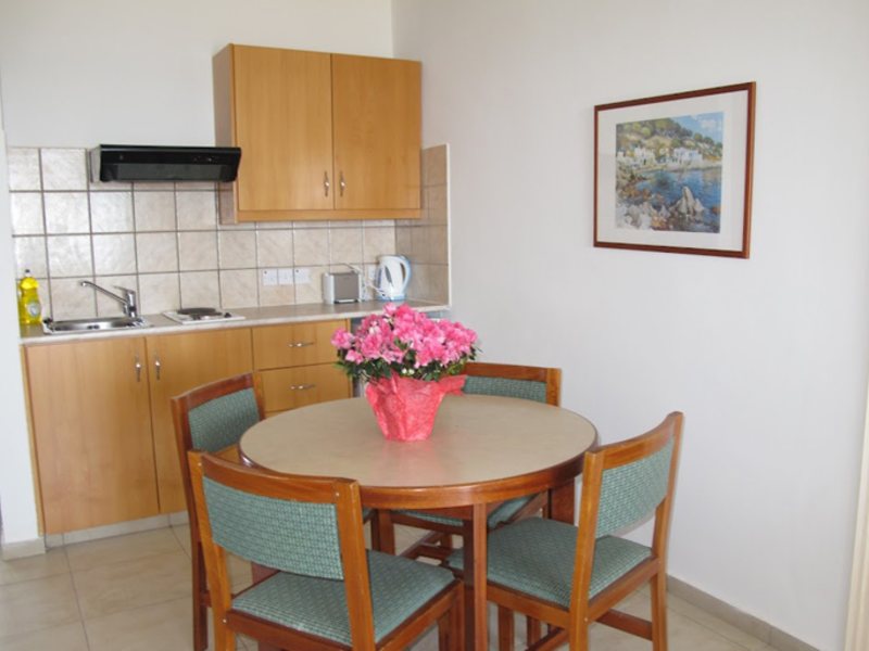 Sun Hall Beach Hotel Apts 106173