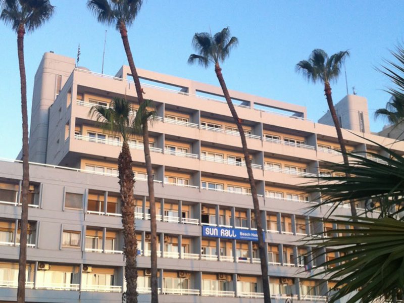 Sun Hall Beach Hotel Apts 106178