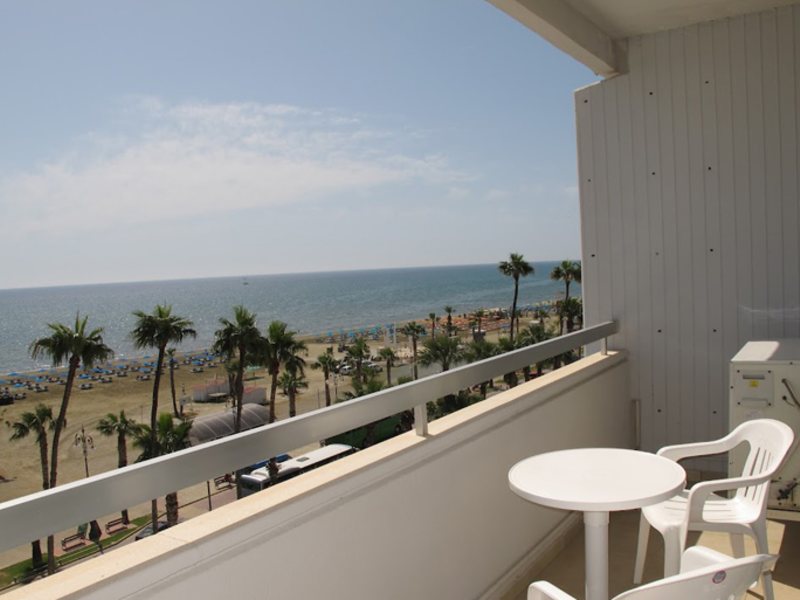 Sun Hall Beach Hotel Apts 106184