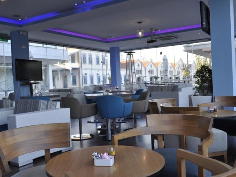 Sun Hall Hotel 87070