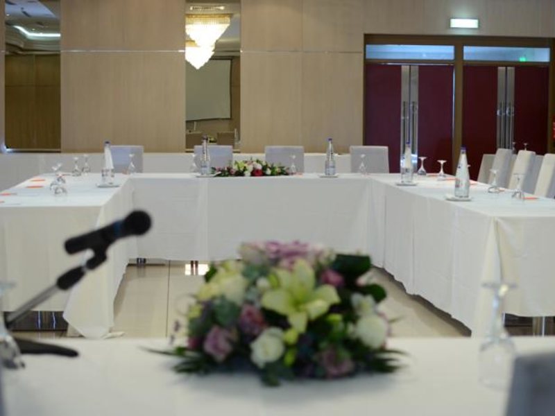 Sun Hall Hotel 87072