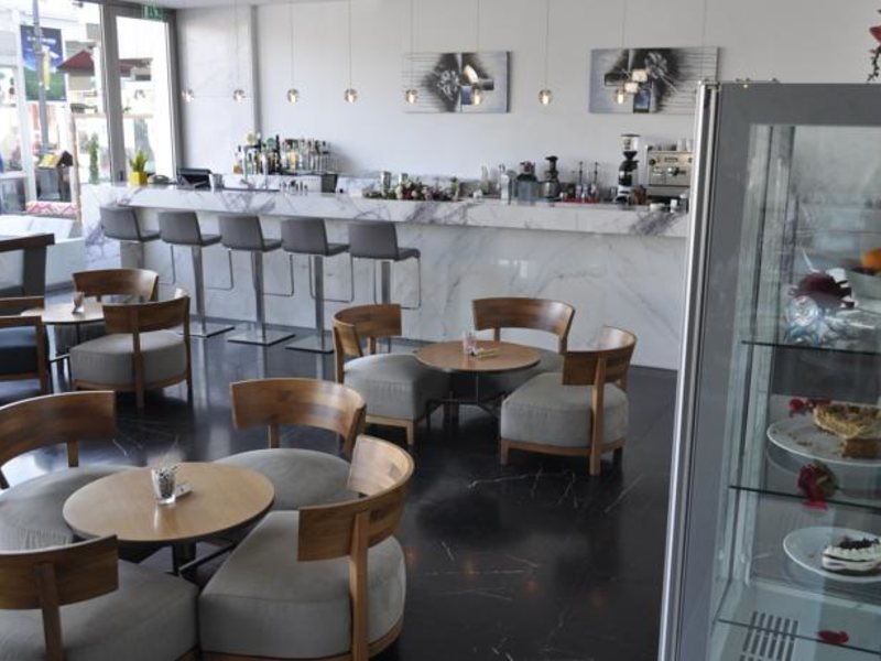 Sun Hall Hotel 87093