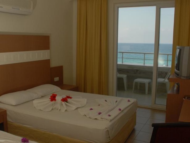Sun Star Beach Hotel 56400