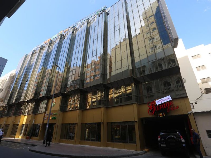 Sun & Sand Plaza Hotel  181840