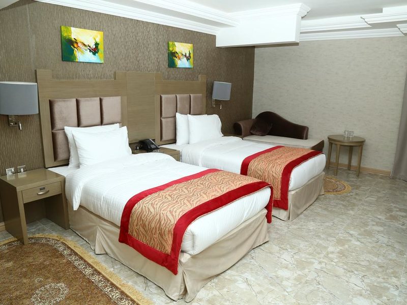 Sun & Sand Plaza Hotel  181849