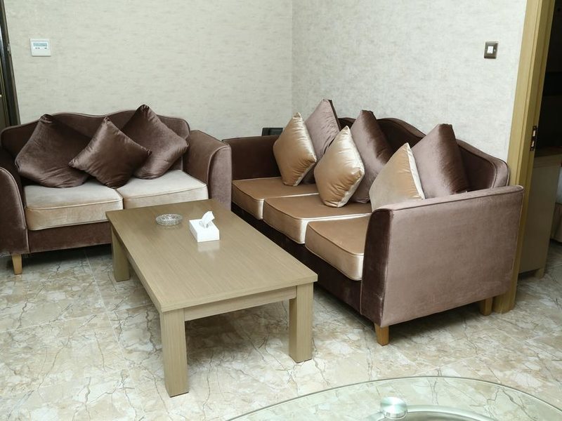 Sun & Sand Plaza Hotel  181851