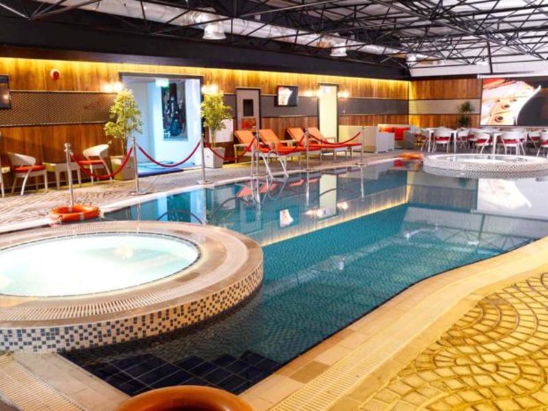 Sun & Sands Hotel 118811