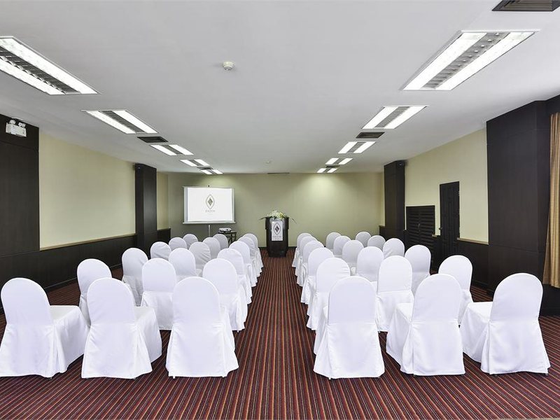 Sunbeam Hotel Pattaya (ех 151580