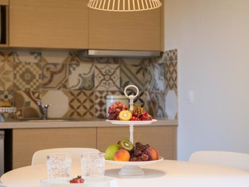 Sundance Apartments & Suites (ex 252214