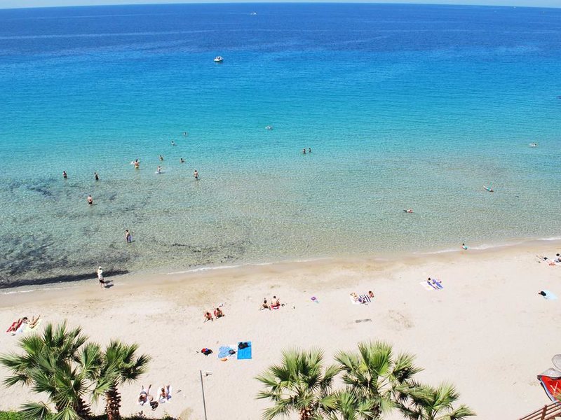 Sunday Beach Hotel 278638