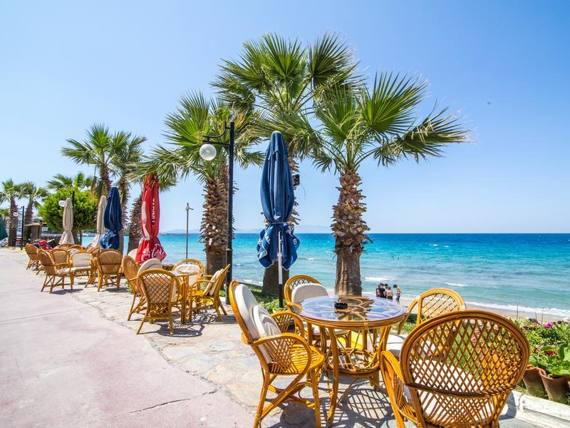 Sunday Beach Hotel 278651