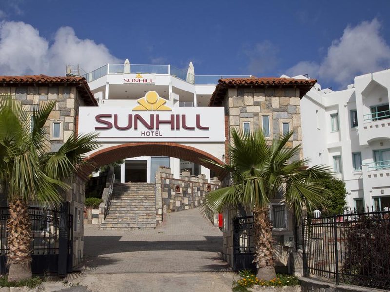 Sunhill Hotel 282373