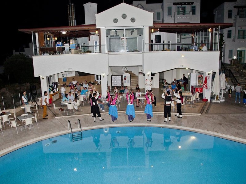 Sunhill Hotel 282377