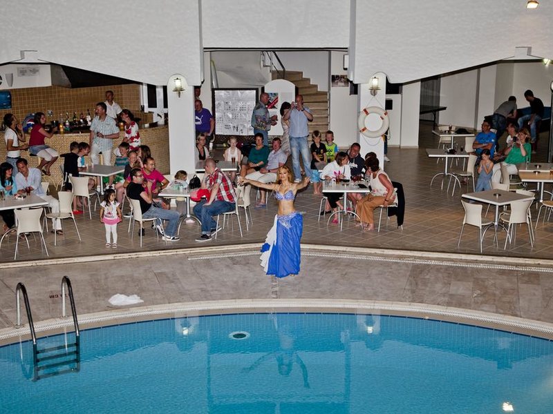 Sunhill Hotel 282378