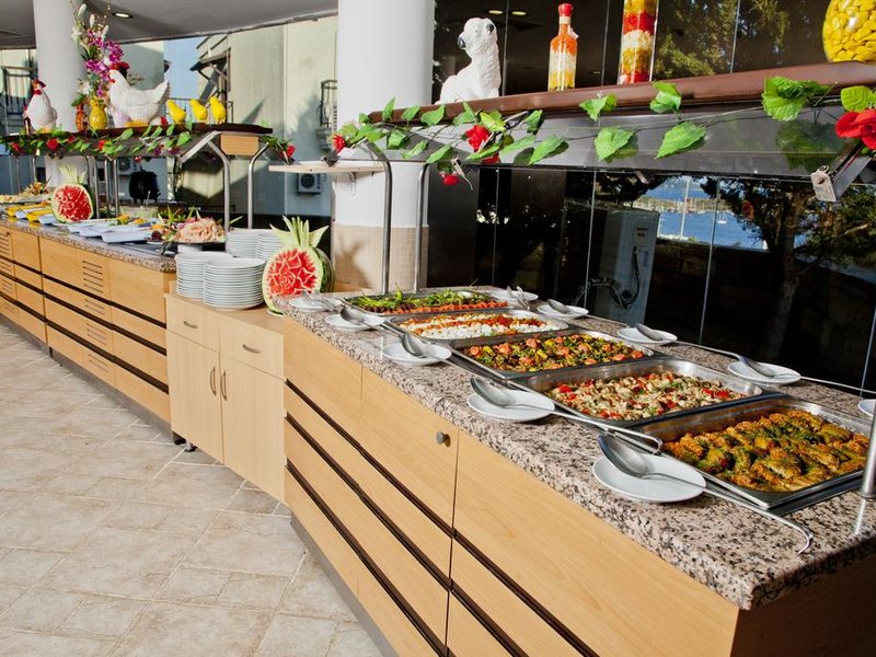 Sunhill Hotel 282382