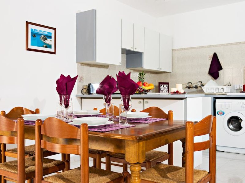 Sunlight Apts 146025