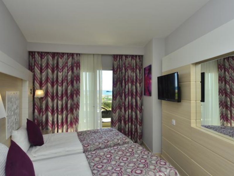 Sunmelia Beach Resort Hotel & Spa 67352