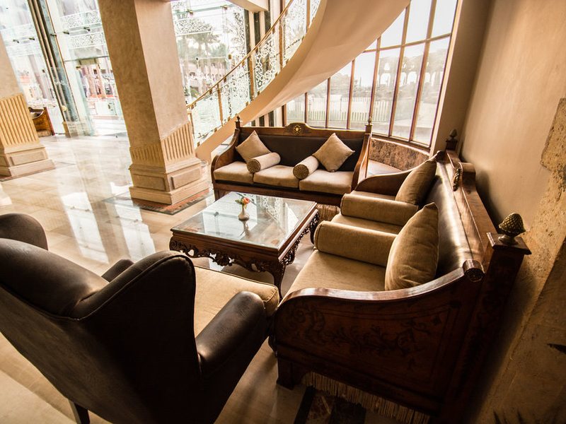 Sunny Days Al Palacio  123608